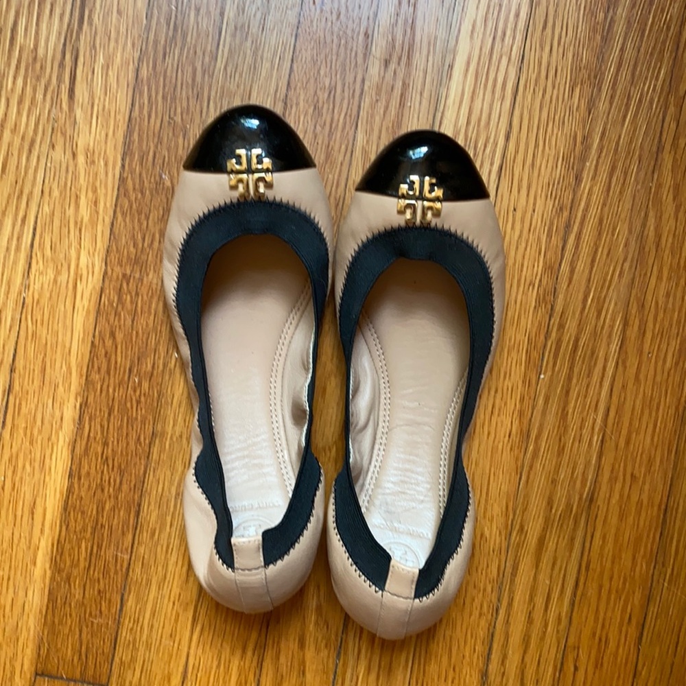 Black/Tan Tory Burch Flats